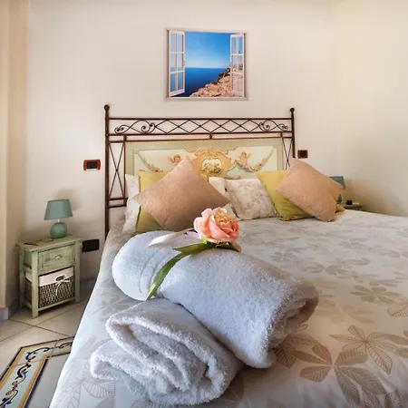 La Finestra Sul Mare Bed & Breakfast